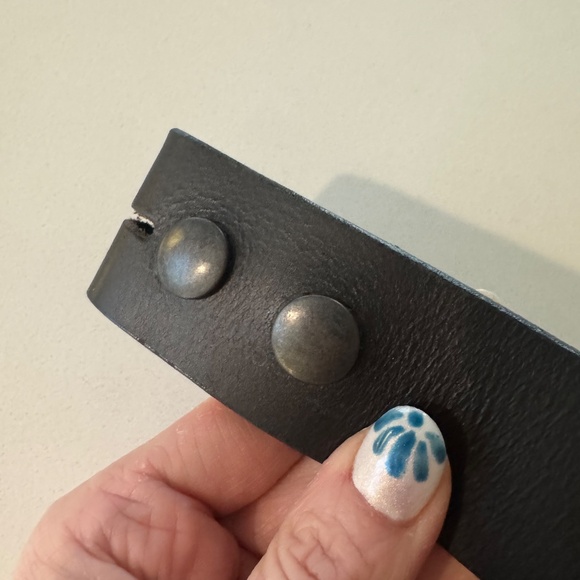 Black Leather Belt (no buckle) - Picture 2 of 3